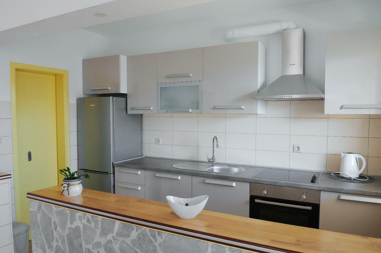 Apartment Neva Split Buitenkant foto