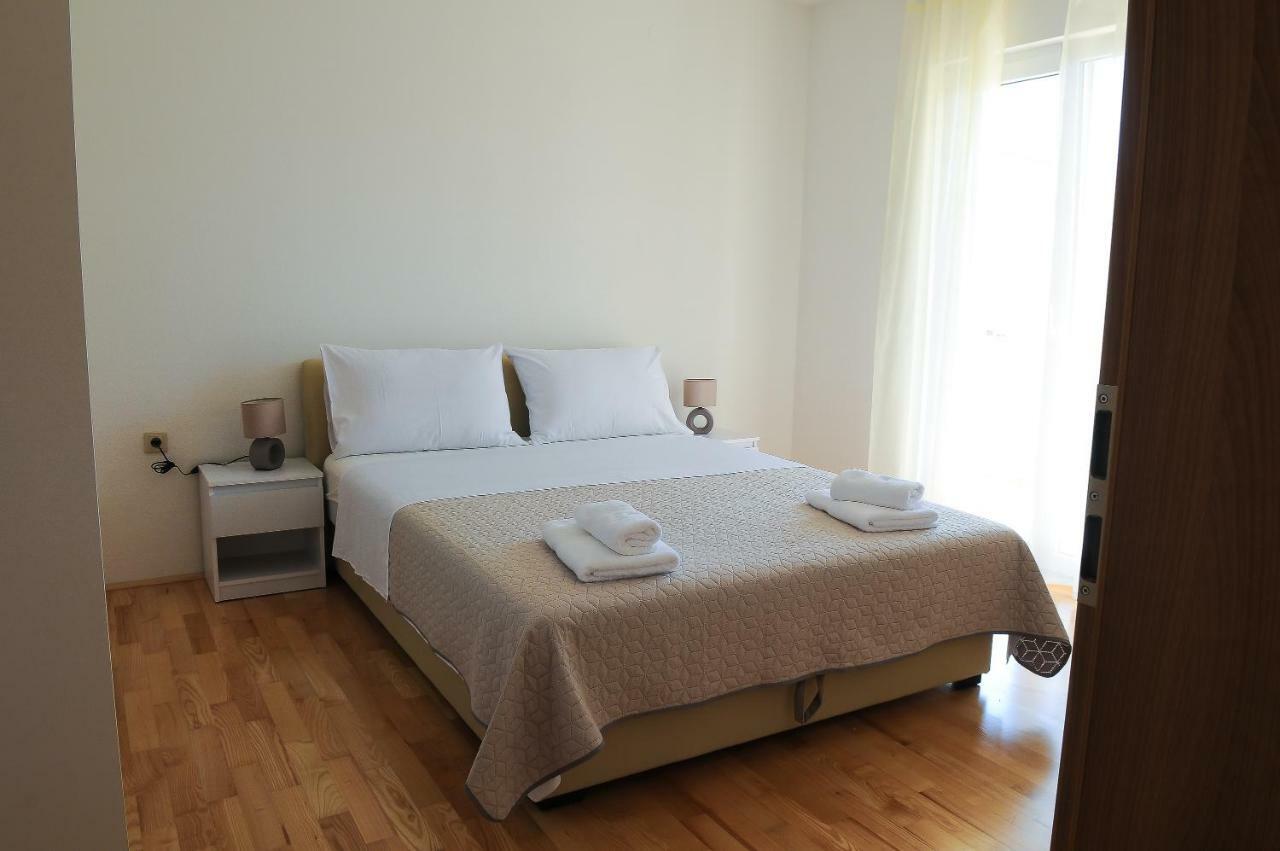 Apartment Neva Split Buitenkant foto
