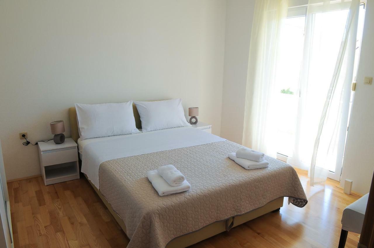 Apartment Neva Split Buitenkant foto