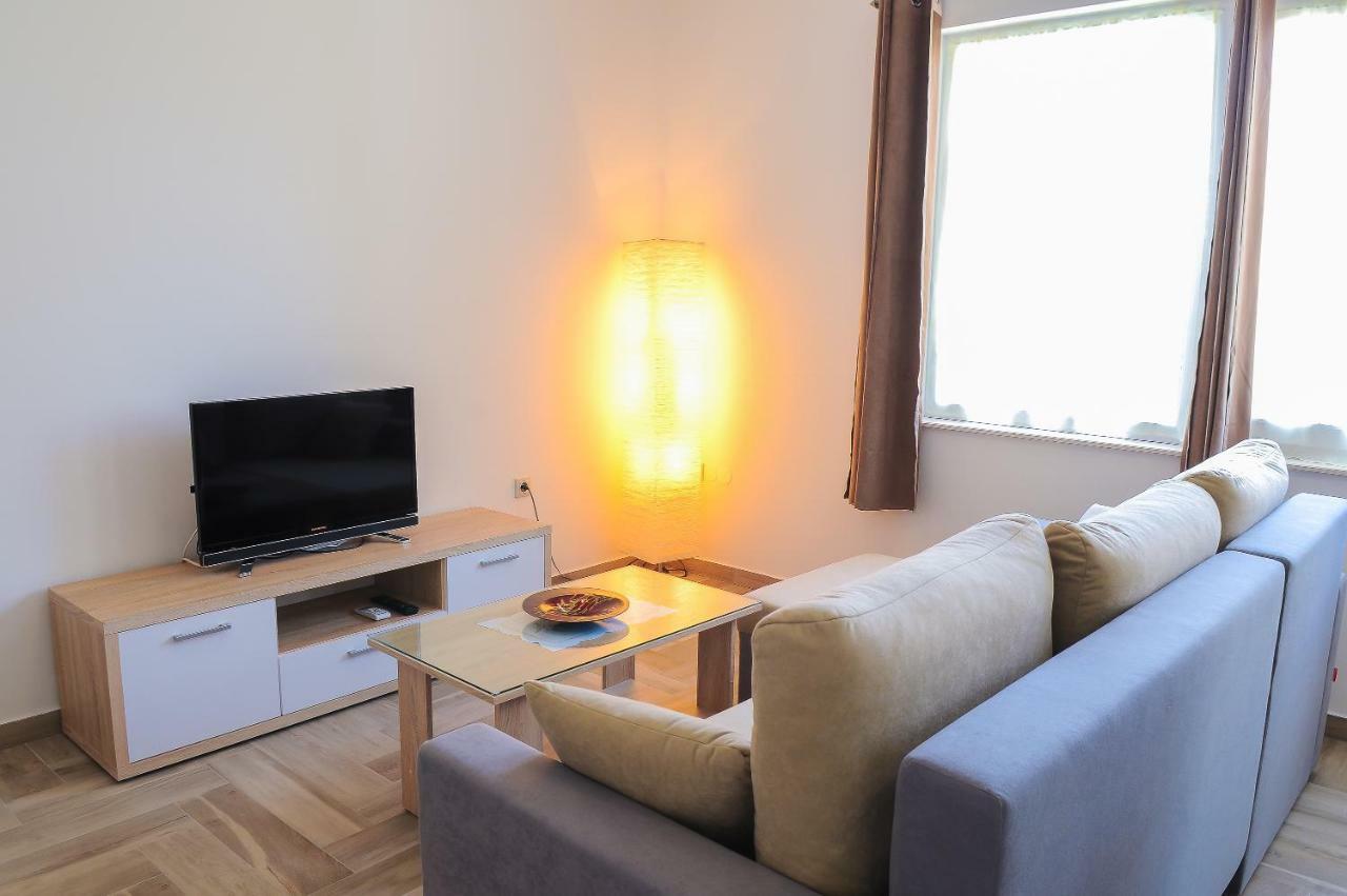 Apartment Neva Split Buitenkant foto